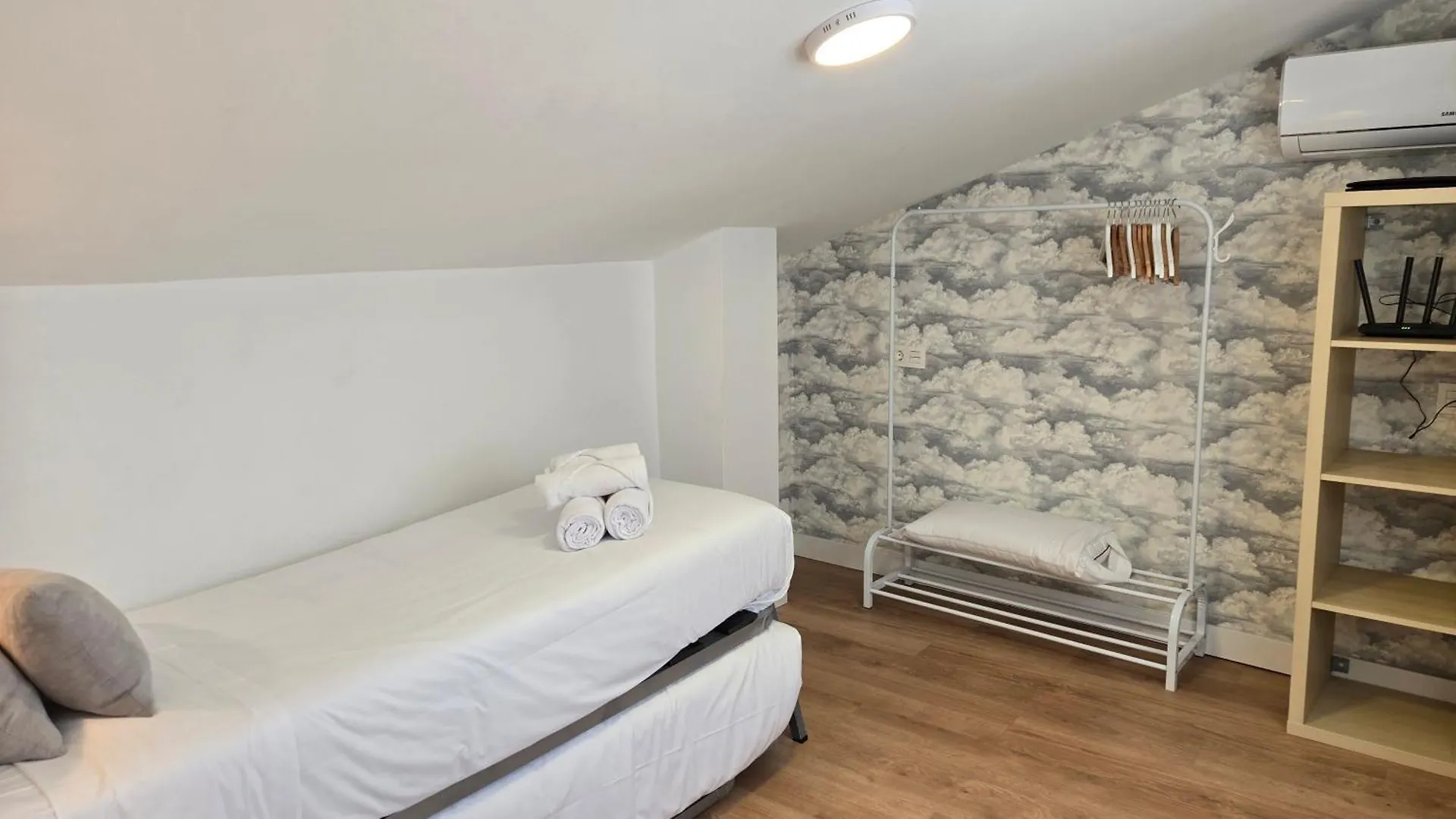 Del Parque Flats Dos Aceras Penthouse Apartment Malaga