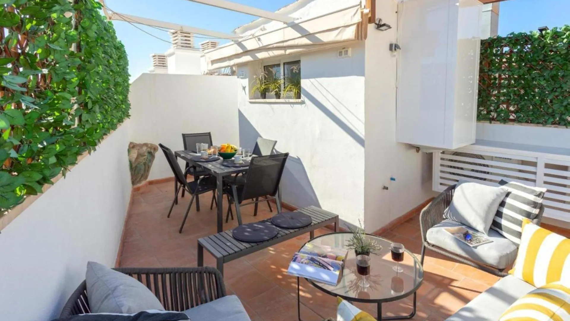 Del Parque Flats Dos Aceras Penthouse Apartment Malaga Spain